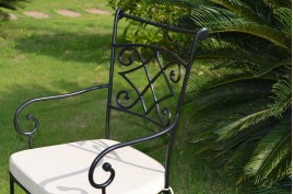 Chaise fauteuil en fer forgé plein et Coussin lavable DIAMOND
