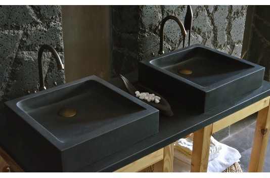 Vasque en pierre noire salle de bain basalte véritable KIAMA