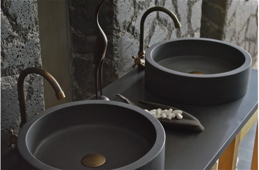 Vasque ronde pierre naturelle basalte noir RONDO DARK