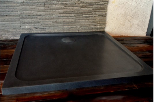 Bac de douche en pierre 100x100 granit noir SQUARIUM SHADOW