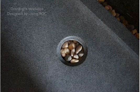 Receveur de douche en pierre 140x90 à l'italienne granit - SPACIUM Receveur de douche en pierre 140x90 à l'italienne granit - SPACIUM