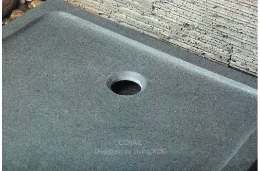 Bac de douche à l'italienne 80x80 en pierre granit véritable CORAIL