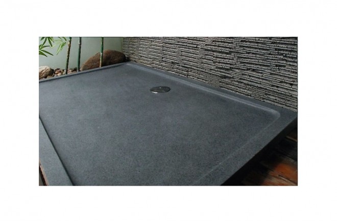 Receveur de douche en pierre 140x90 à l'italienne granit - SPACIUM Receveur de douche en pierre 140x90 à l'italienne granit - SPACIUM